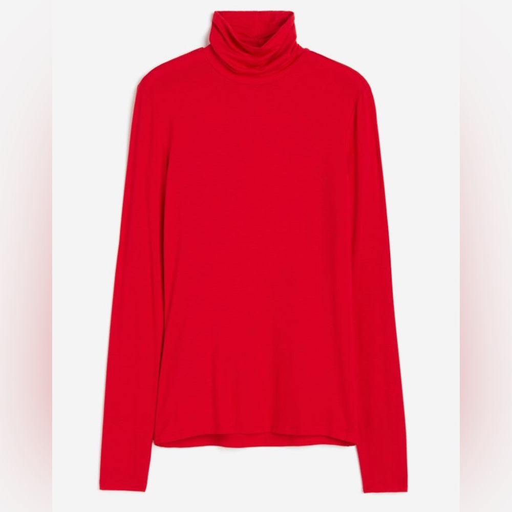 NWOT H&M Red Turtleneck Top